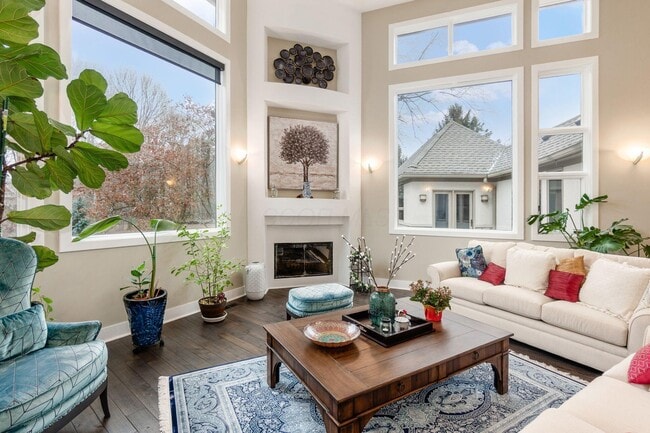 Building Photo - 4602 Sandwich Ct