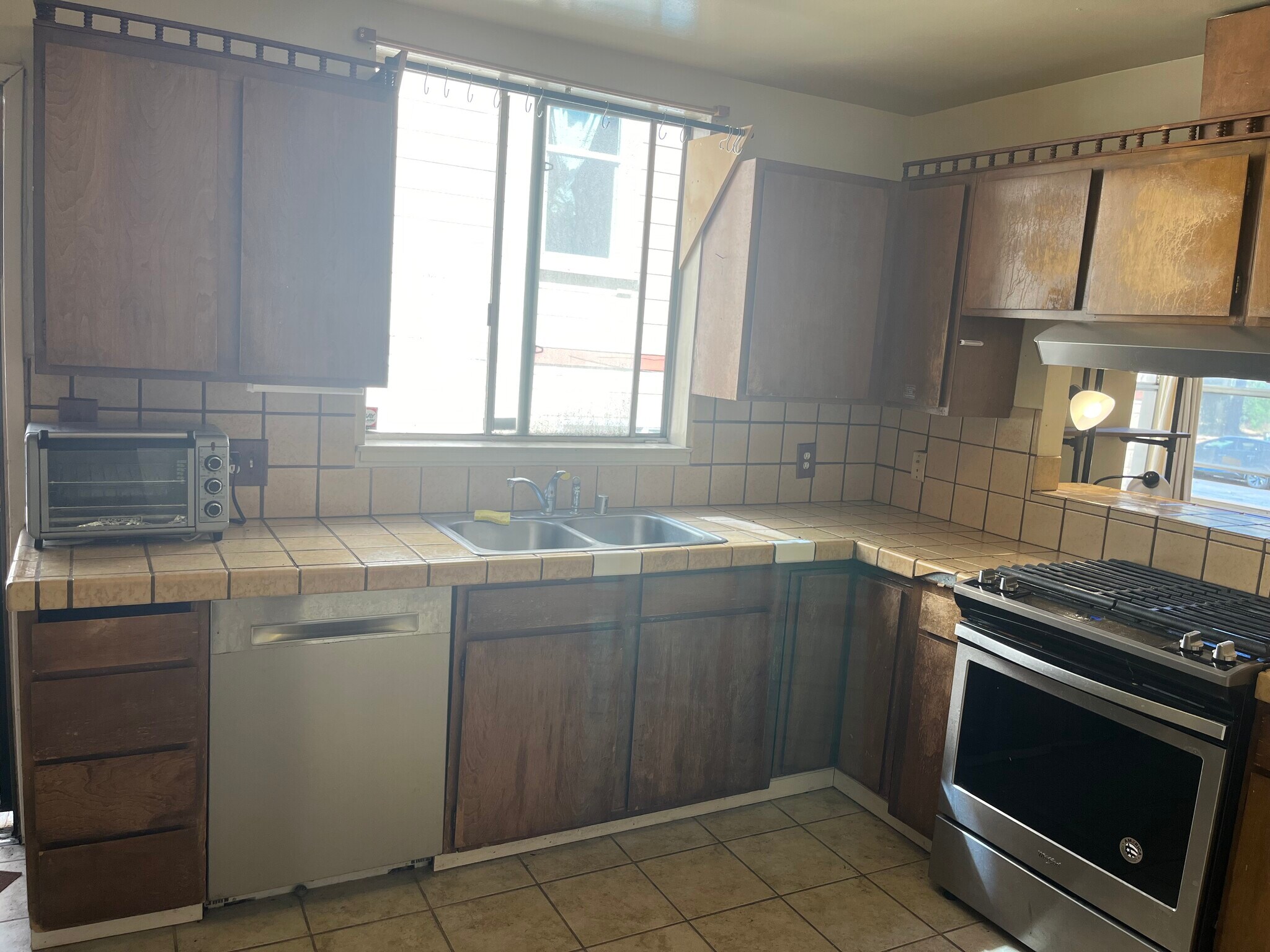 Kitchen Angle 3 - 1077 12th St