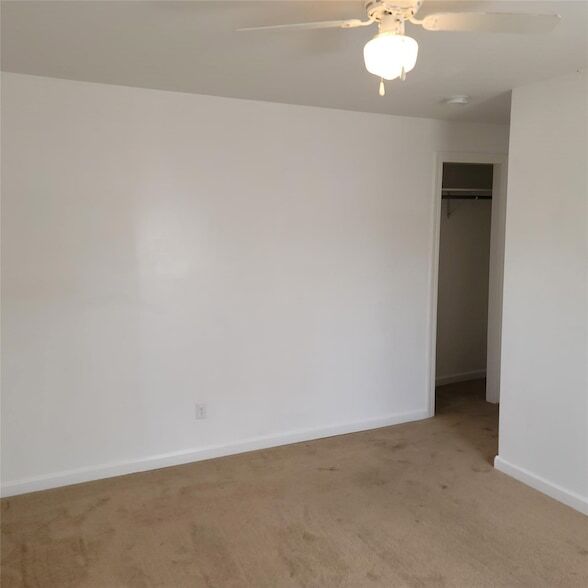 Building Photo - 5103 Willow Glen Dr