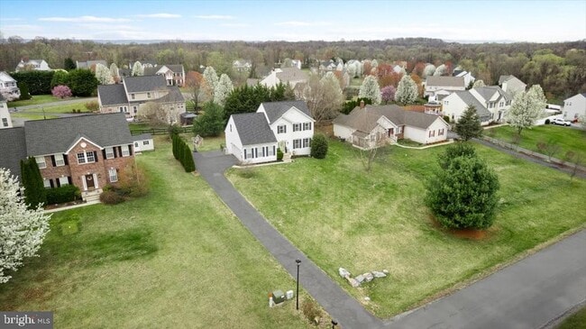 Building Photo - 47 Orleans Dr