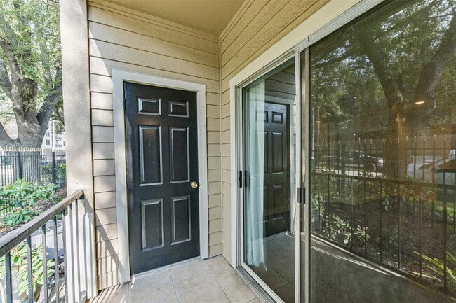 Building Photo - 3231 Allen Pkwy