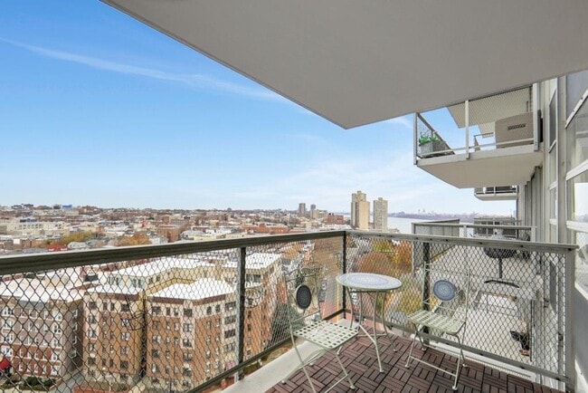 Building Photo - 6050 JFK Blvd E