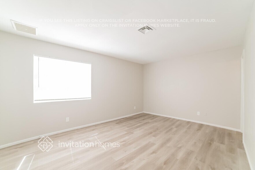 Building Photo - 12522 N 85th Ave