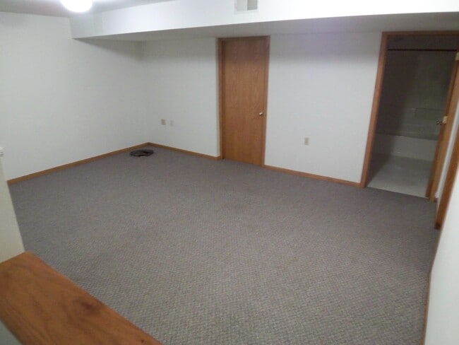 Building Photo - 6067 Cottontail Trail