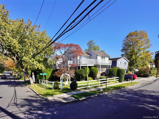 Primary Photo - 2 Dunes Ln