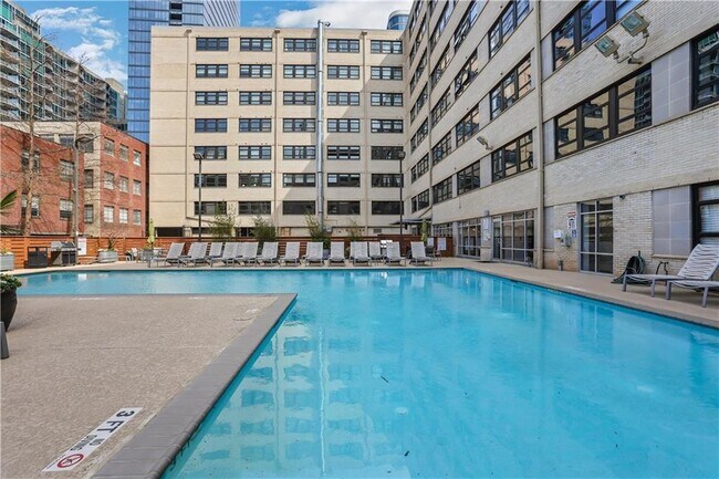 Building Photo - 878 Peachtree St NE