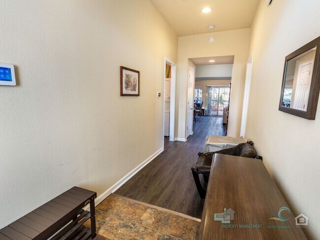 Building Photo - 416 N Downing St