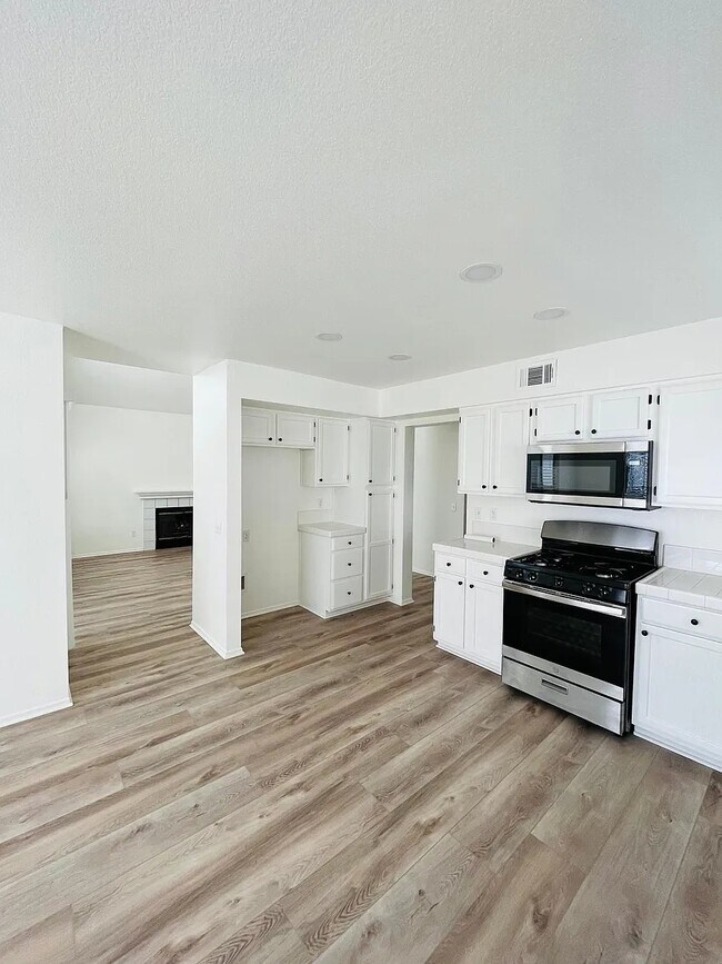 Building Photo - 31751 Calle Novelda