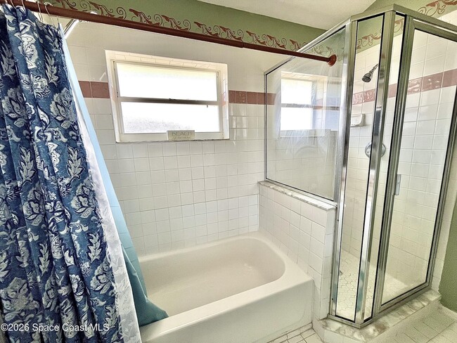 Building Photo - 799 Shell St