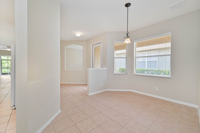 Building Photo - ** NOW AVAILABLE ** Villa in Bella Terra  - 2bed/2 bath plus den