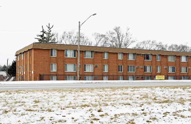 Building Photo - Four Corners Apartments