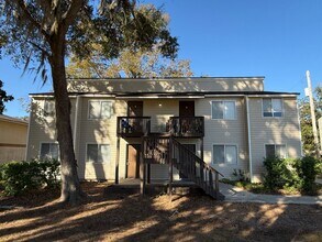 Building Photo - ON THE GOLF COURSE!!! Avail NOW!!!