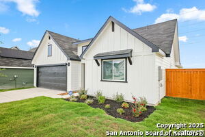Building Photo - 304 LAS LOMAS