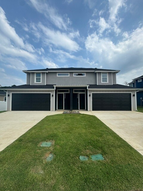 Primary Photo - 3257 Naomi Dr