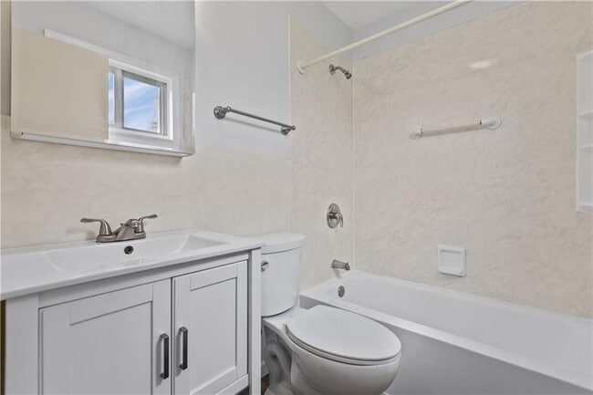 Building Photo - 117 Alpine Village Dr