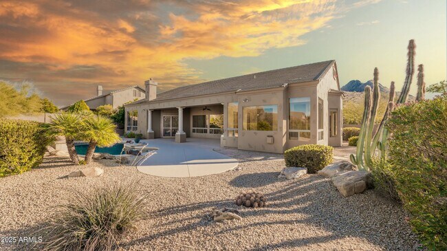 Building Photo - 11732 E Sand Hills Rd