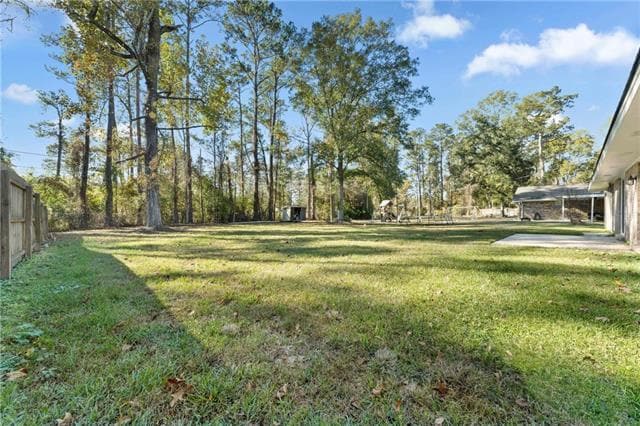 Building Photo - 602 Susan Dr