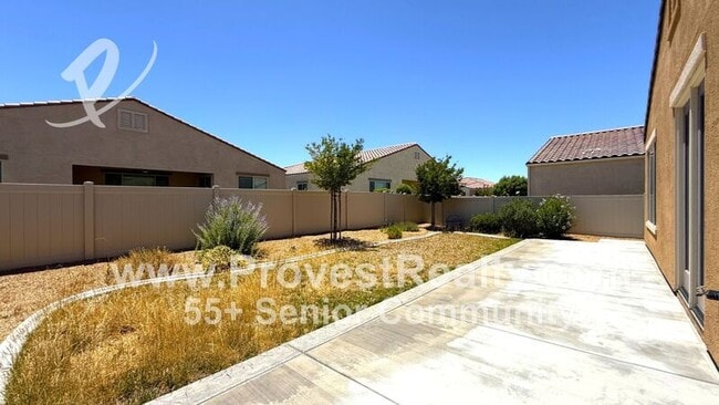 Building Photo - 18867 Lariat St