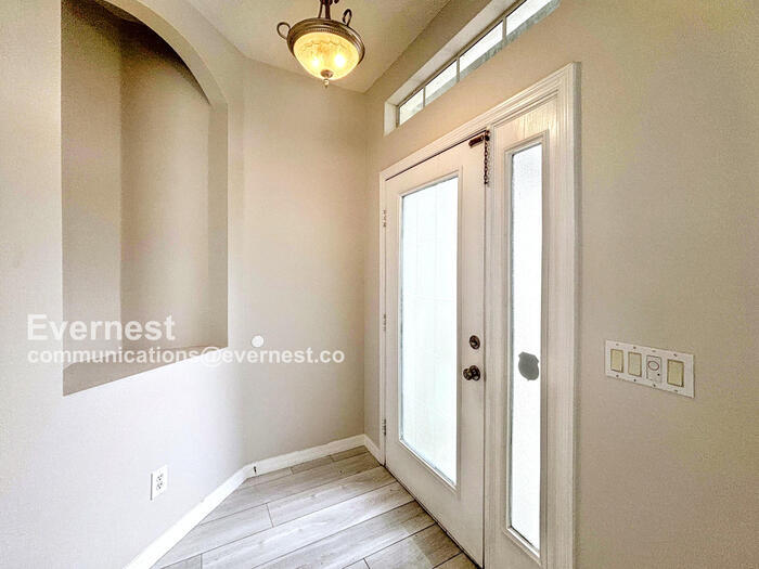 Building Photo - 9019 Edenshire Cir