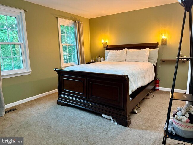 Building Photo - 8208 Red Wing Ct