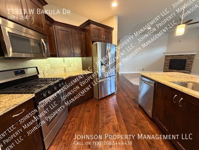 Building Photo - 11311 W Bakula Dr