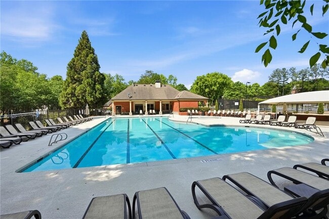 Building Photo - 4465 Park Brooke Trace