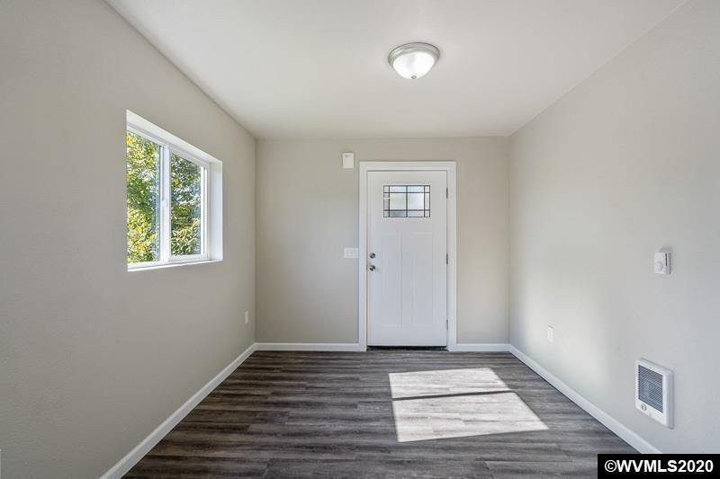 Building Photo - 2486 Simpson St SE