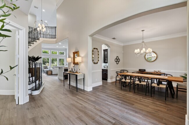 Building Photo - 110 S Veilwood Cir