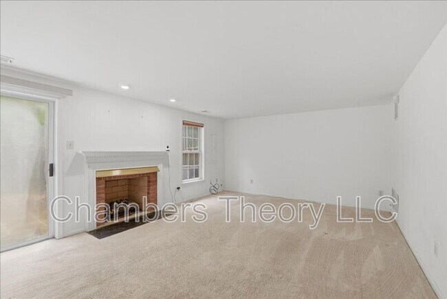 Building Photo - 12328 Quiet Hollow Ct