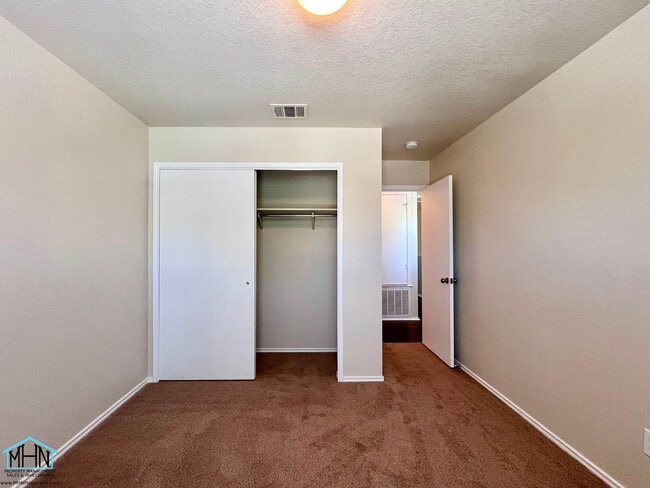 Building Photo - 127 Booker Palm