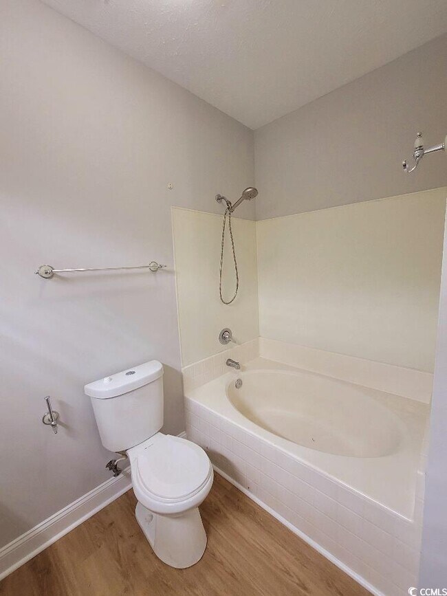 Building Photo - 112 Westhaven Dr
