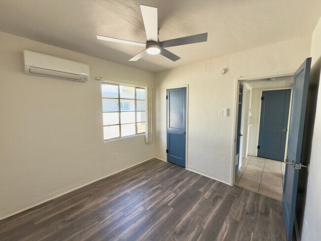 Building Photo - Two Bedroom w/ A/C, Yard and Carport