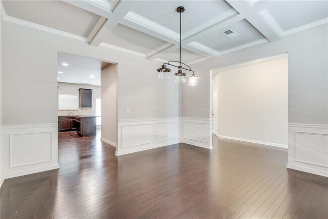 Building Photo - 933 Whitfield Oak Way NE