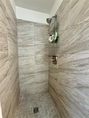 Building Photo - 2922 Custer Dr