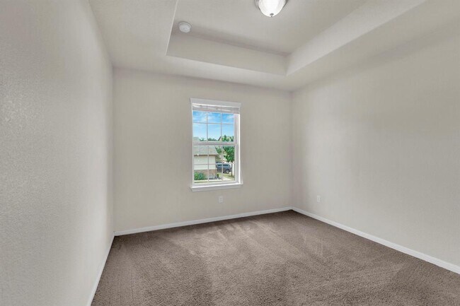 Building Photo - 1701 S Bell Blvd