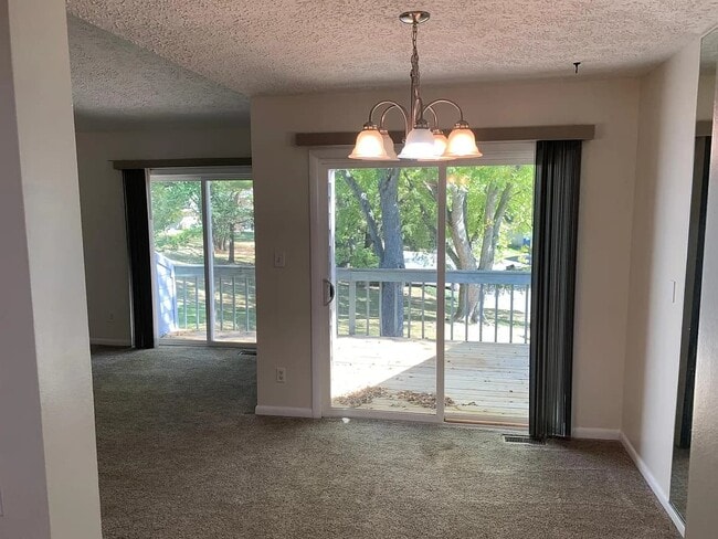 Building Photo - 197 Sugarwood Ln