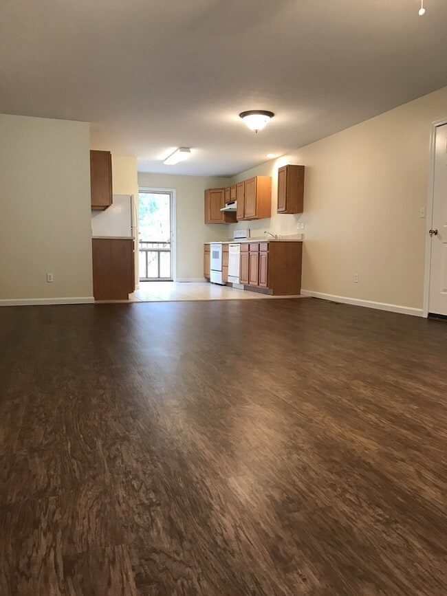 Building Photo - Single Family Home in Branson
