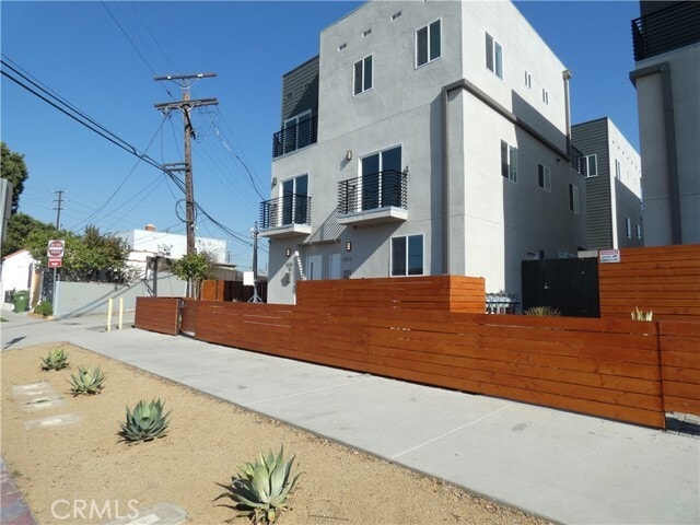 Building Photo - 1818 Thurman Ave.