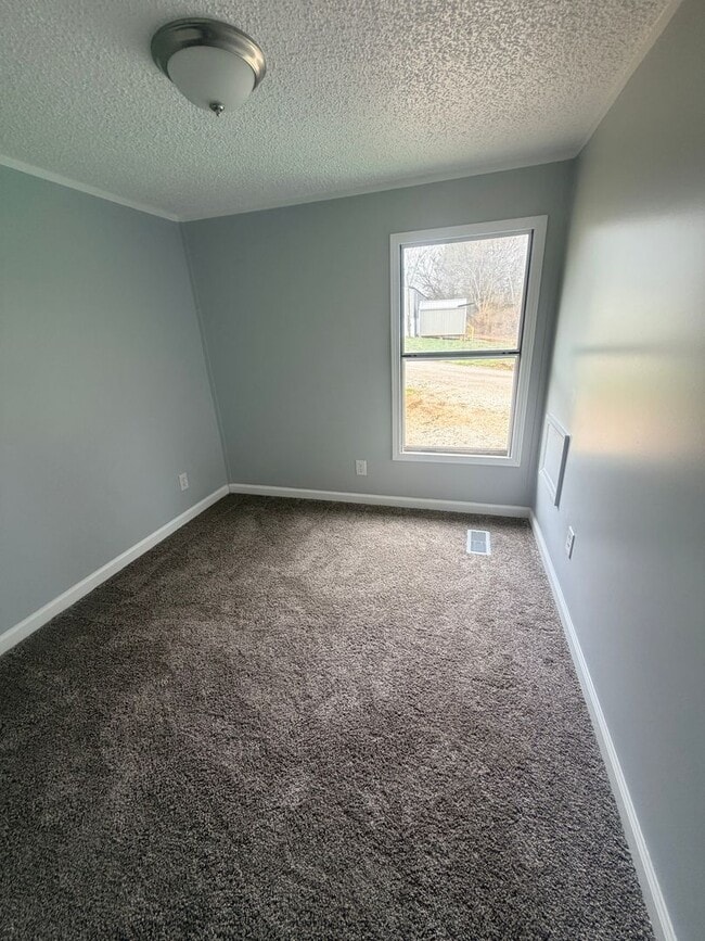 Building Photo - 125 Lindell Way