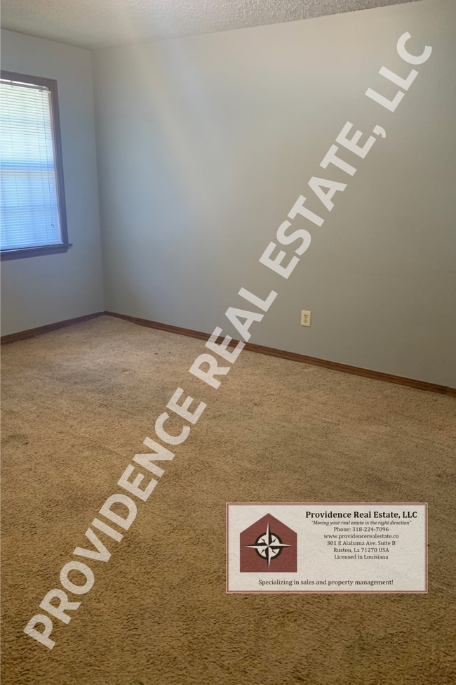 Building Photo - 1014 Sybil Dr