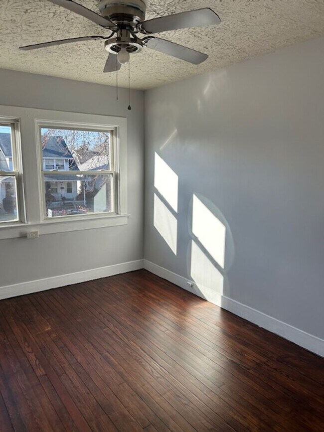 Building Photo - 1682-1684 Hearthstone Dr.
