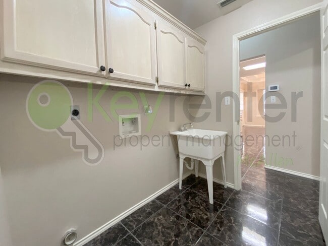 Building Photo - Beautiful 3bed/ 2bath home in Mission, TX