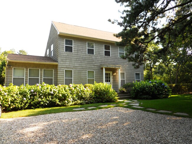 Building Photo - 3 Broad Wood Ct