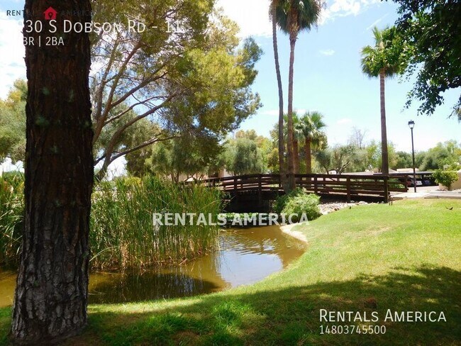 Building Photo - Single Level Condo in Gorgeous Bridgewood ...