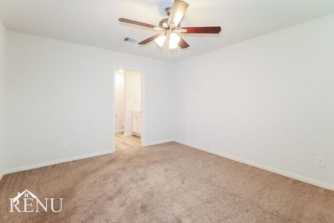 Building Photo - 25506 Rose Creek Dr