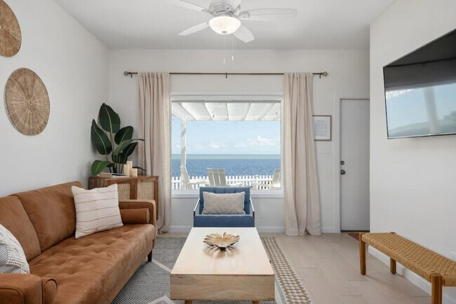 Building Photo - 110 Las Joyas Blvd