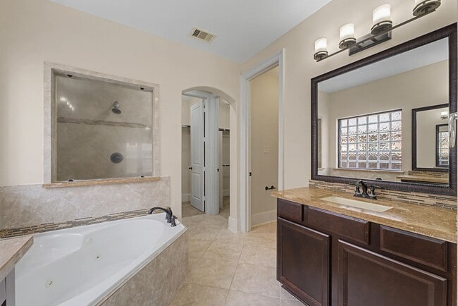 Building Photo - 27363 Pendleton Trace Dr