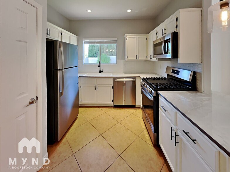 Building Photo - 3254 Mystic Ridge Ct