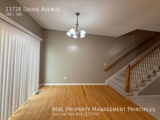 Building Photo - 13728 Grove Ave