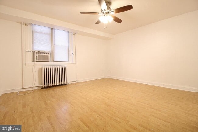 Building Photo - 30 S 22nd St